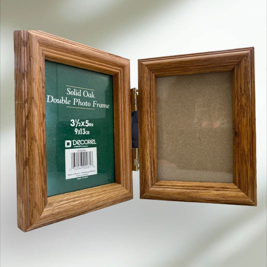 Solid Oak Double Photo Frame with Hinges 3 1/2 x 5in