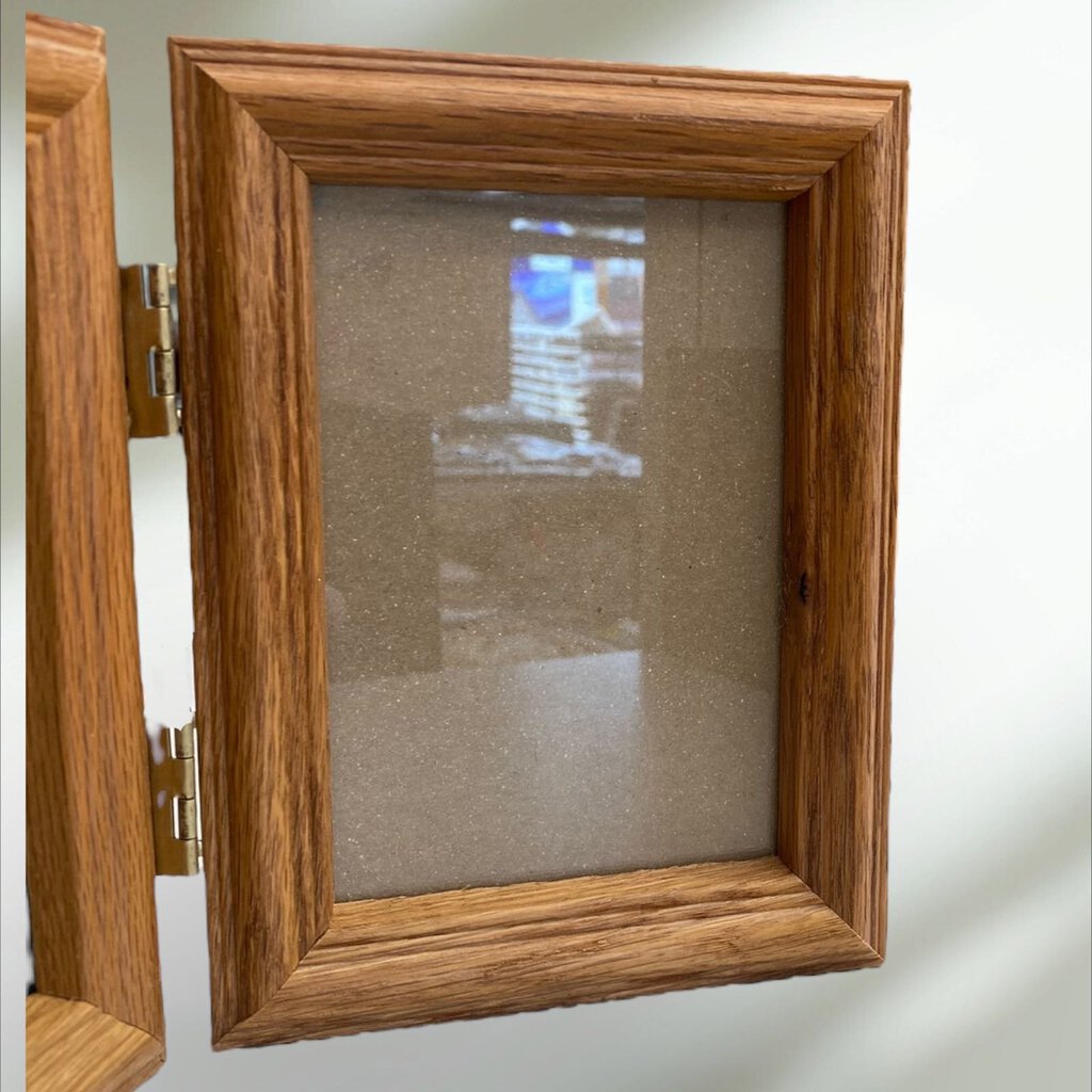Solid Oak Double Photo Frame with Hinges 3 1/2 x 5in