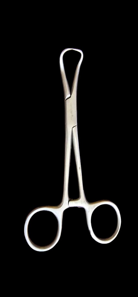 V. Mueller SU 2905 Backhaus Sharp Towel Forceps Angled Surgical 5-1/2"