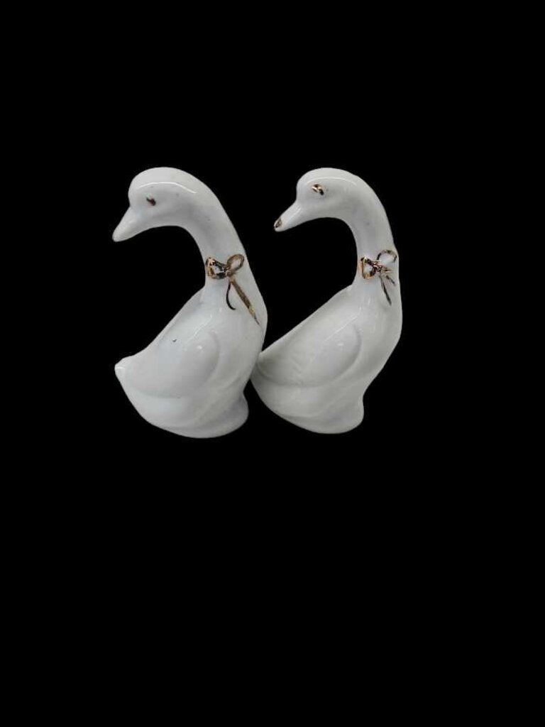 Vintage Pair Of Porcelain Geese Ducks Gold Ribbons Miniatures