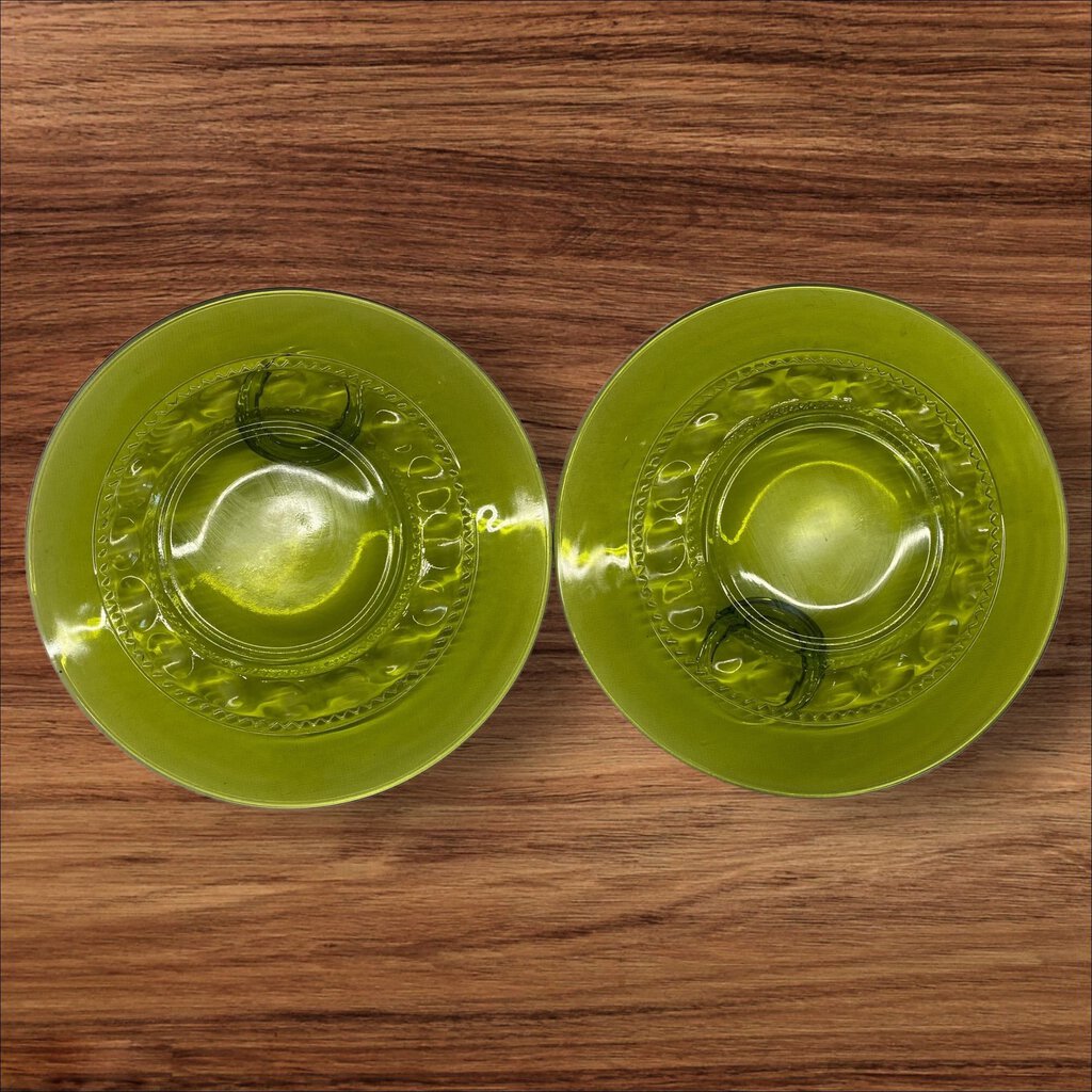 Vintage Indiana glass Kings crown Thumbprint Green Luncheon Set 2 plates With Cups
