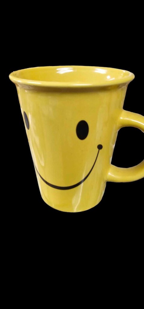 Smiley Face Emoji Mug Cup Yellow Coffee Tea