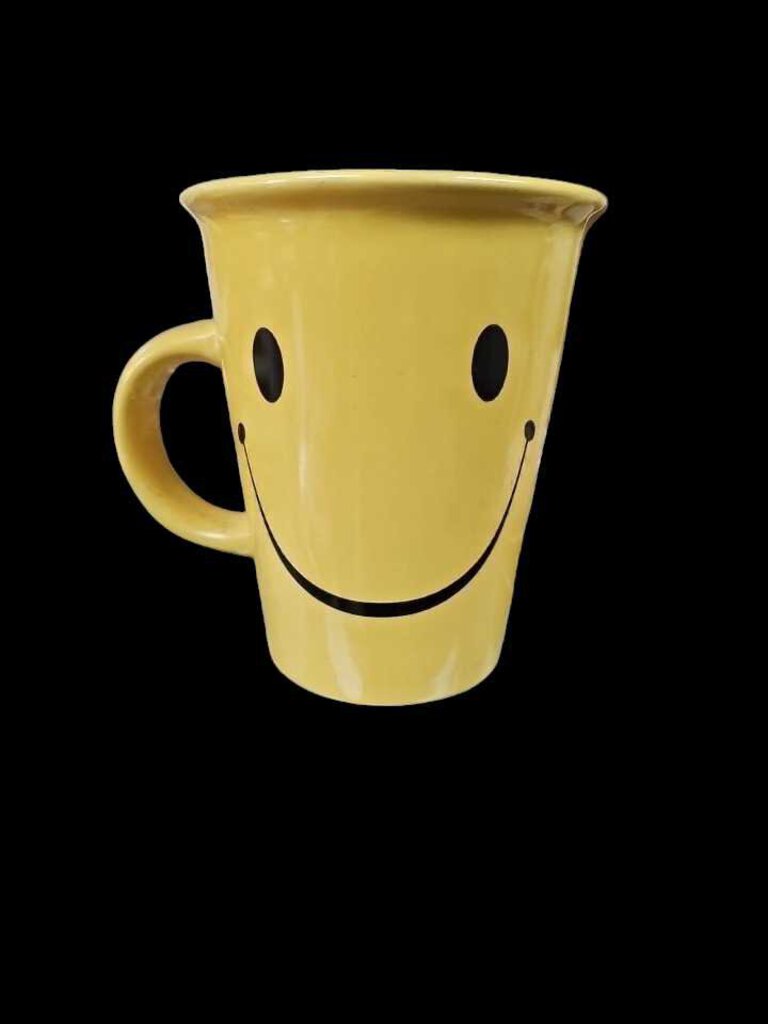 Smiley Face Emoji Mug Cup Yellow Coffee Tea
