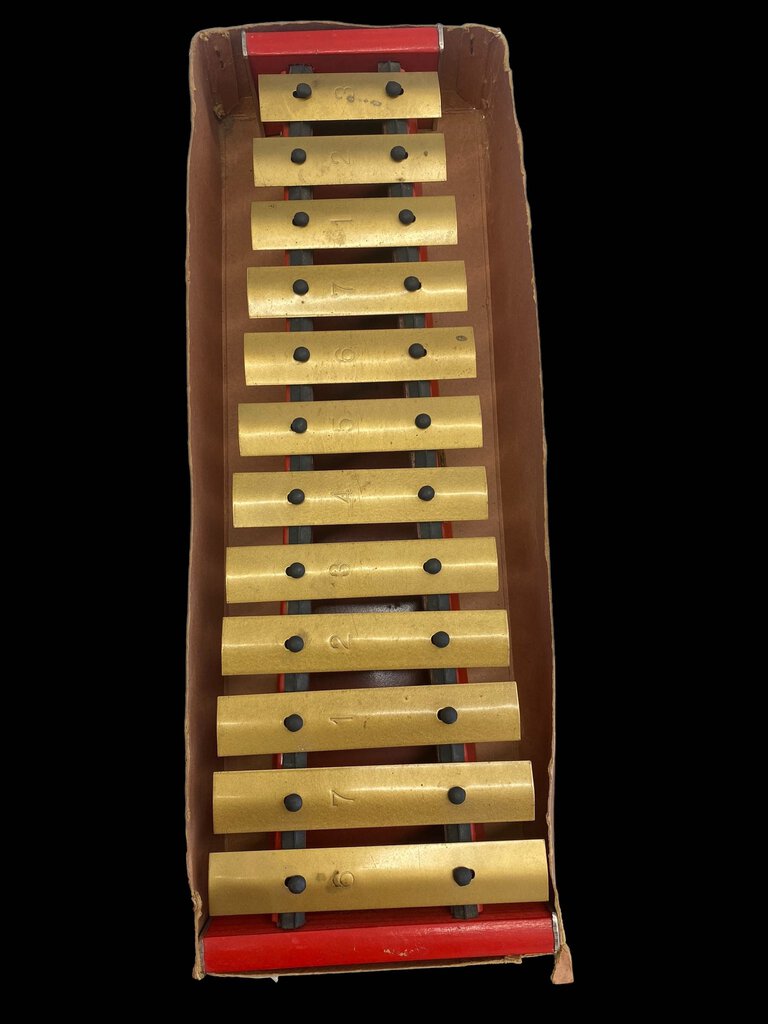 Vintage GW Quality Product 12 Key Xylophone
