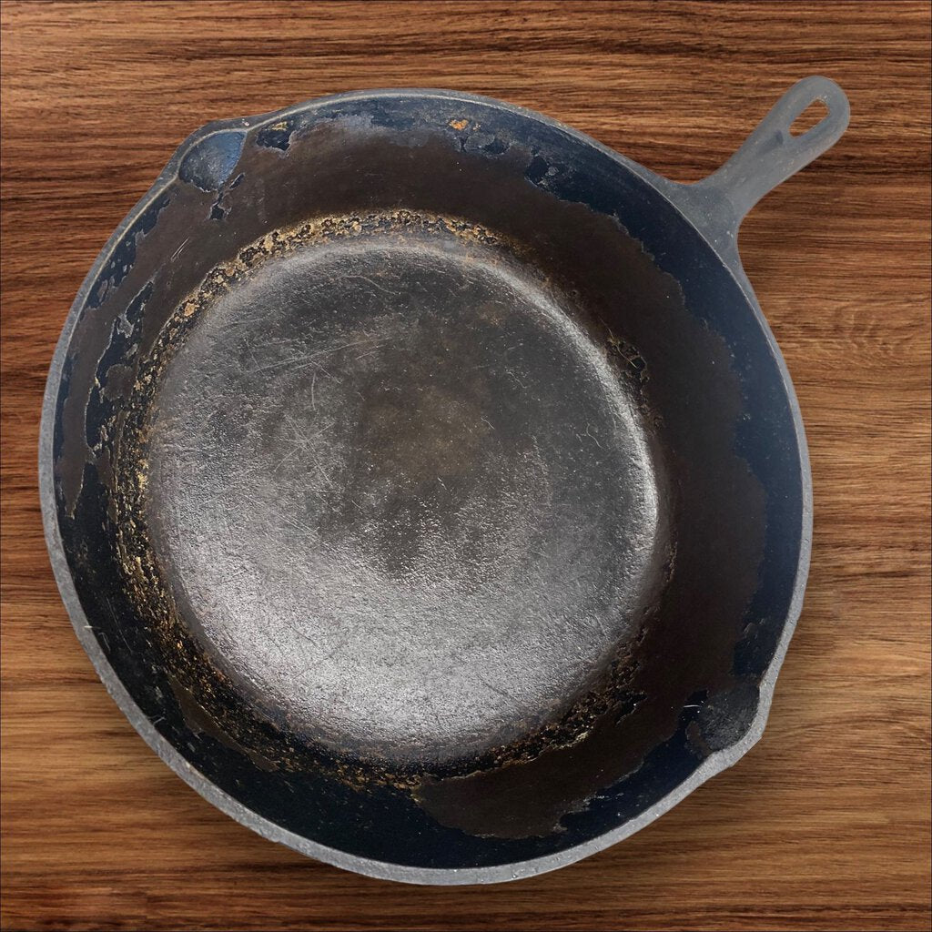 Vintage Cast Iron Skillet Frying Pan No. 8 - 10 5/8 inch