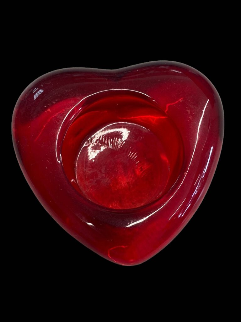 Red Heart Tea Light Candle Holder