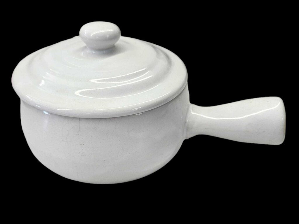 Stoneware Onion soup handled bowl w/lid Oven Proof