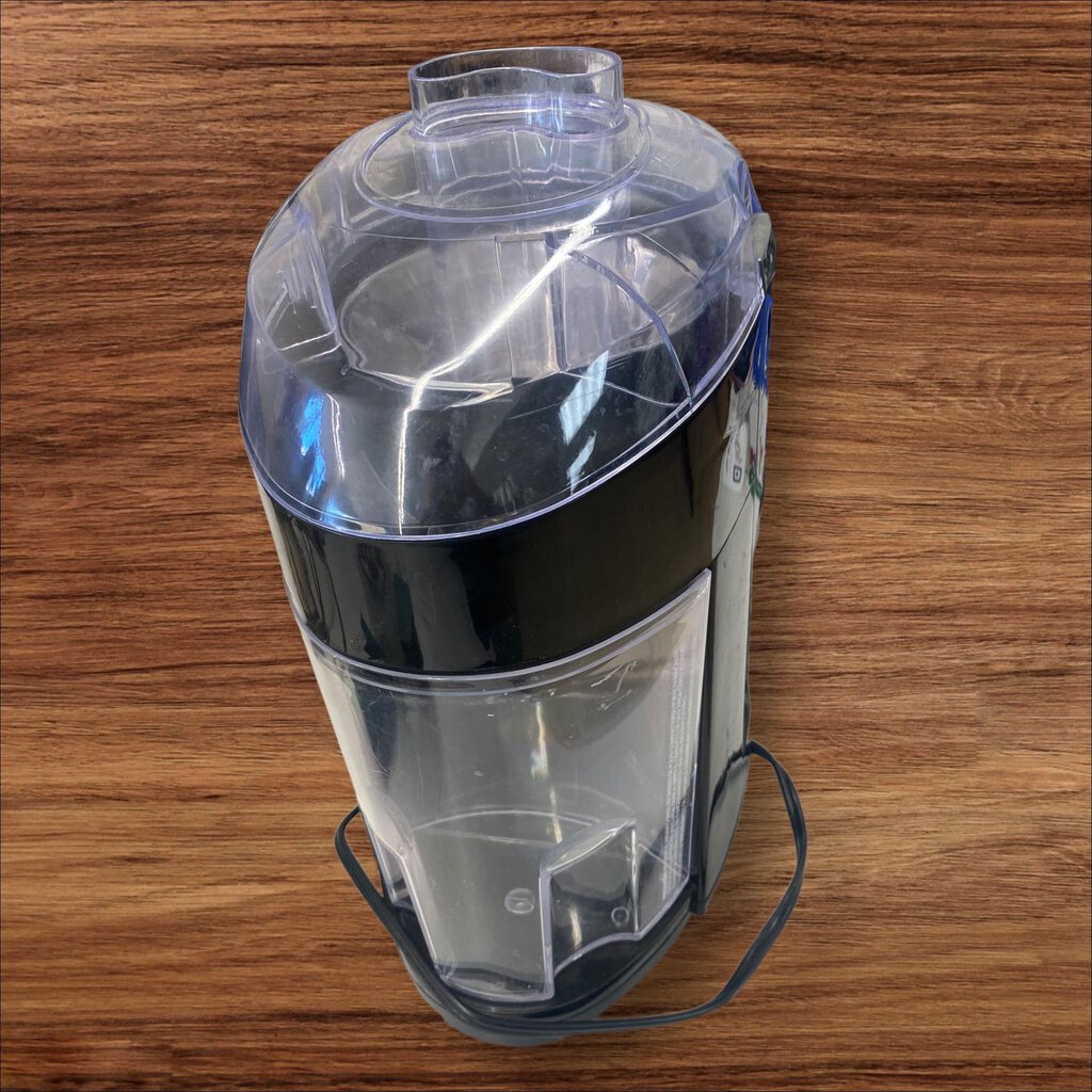 Black+Decker 400 Watt Fruit Vegetable Juice Extractor