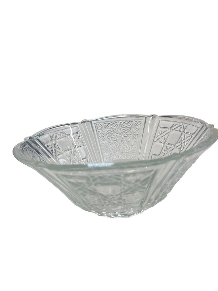 Vintage Clear Glass Lattice Daisy Bowl