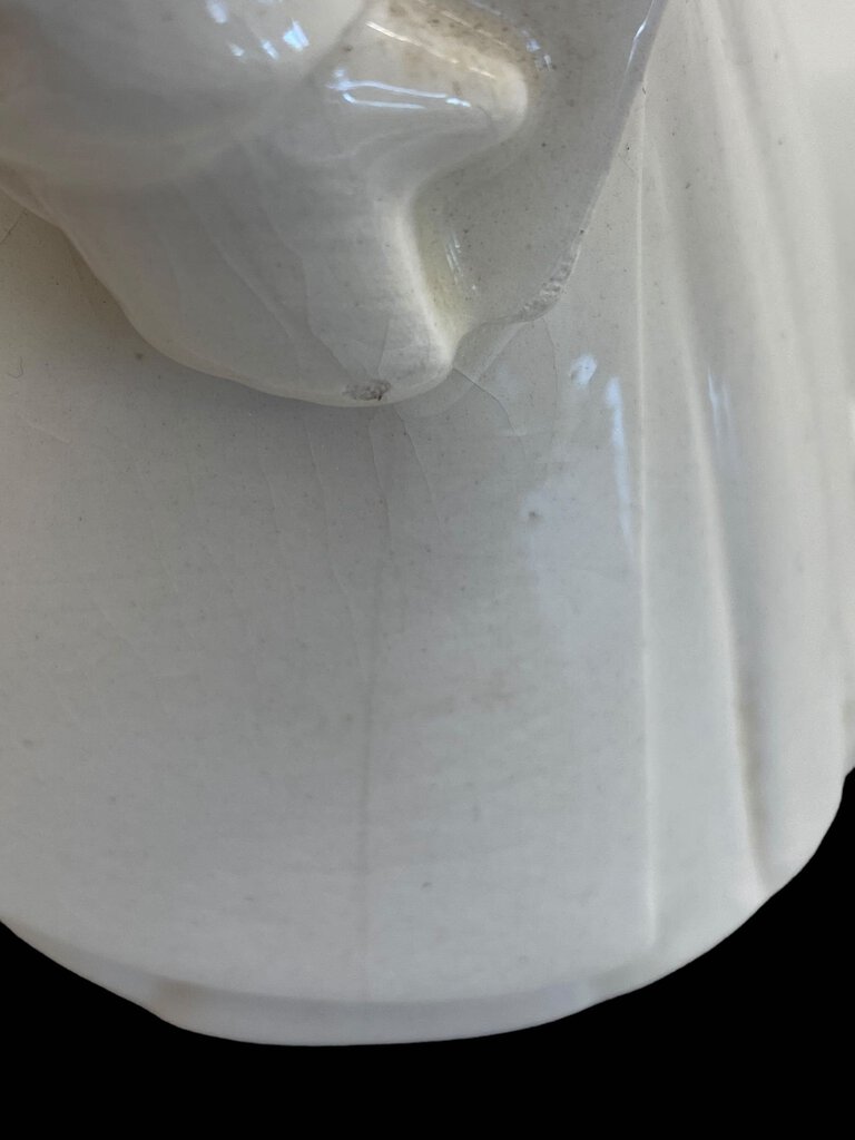 Vintage Kissing Boy Girl Angles White Ceramic Christmas