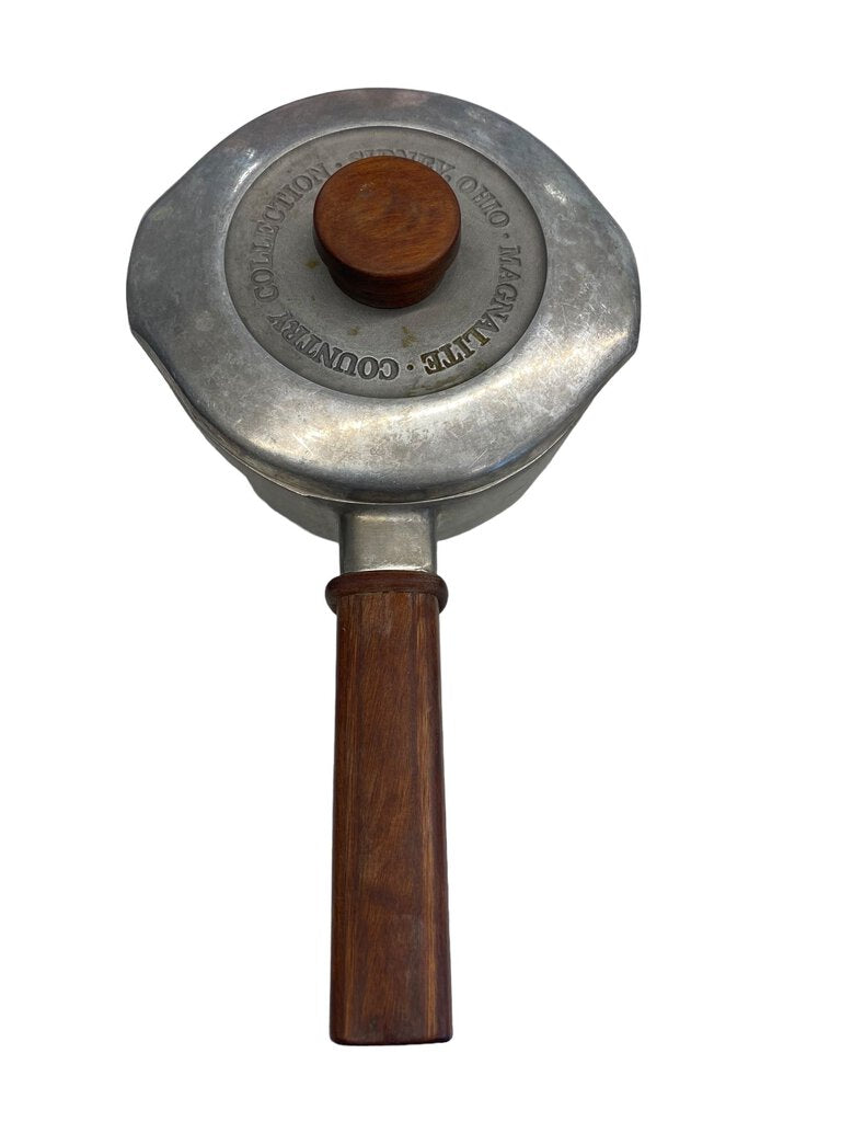 Vintage Magnalite Country Collection Sidney Ohio 1 Quart with Lid 2 Quart No Lid Pan Pot