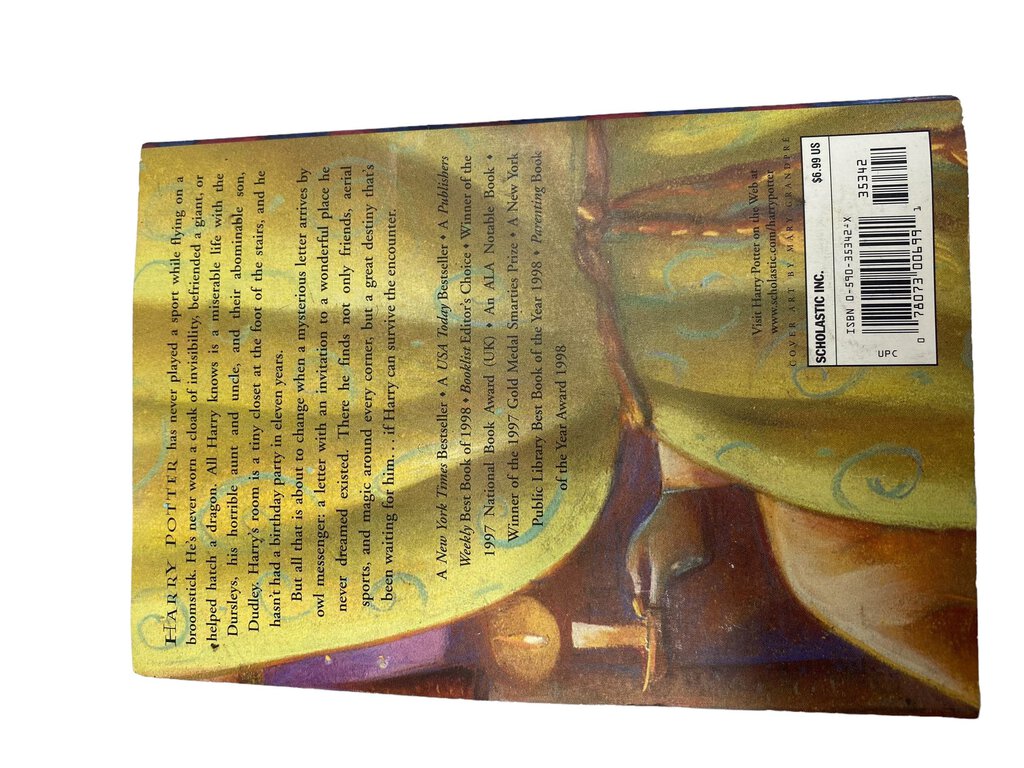 Harry Potter And The Sorcerer's Stone BOOK