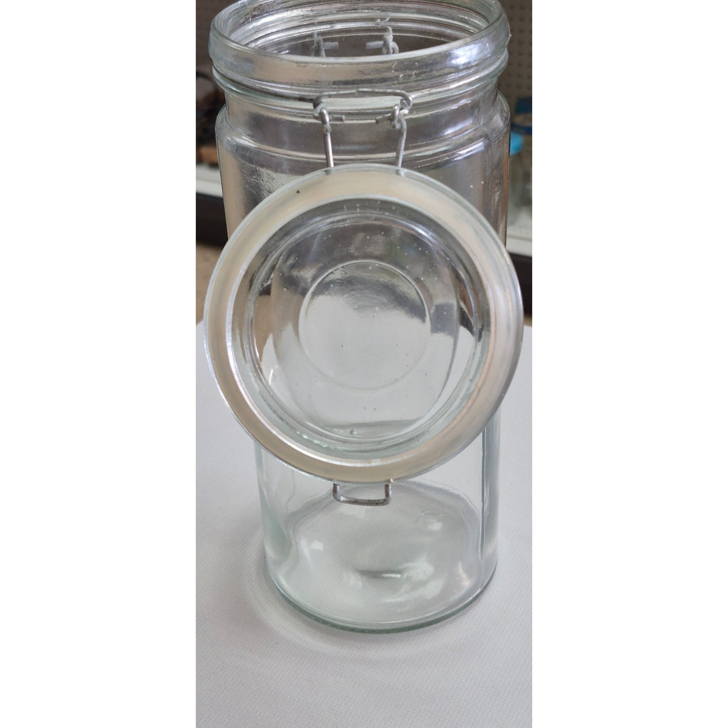 Clear Glass Airtight Storage Jar With Clamp Lid