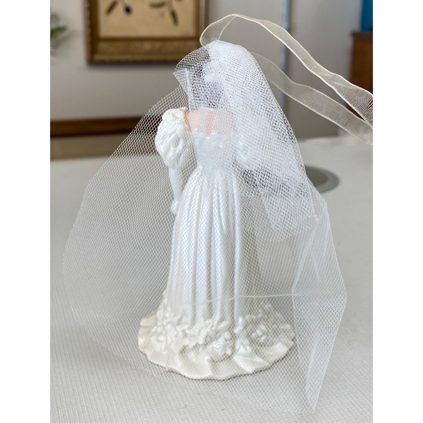 Hallmark Keepsake Scarlett OHara Gone With The Wind Ornament 2004 Holiday Memory Collectible