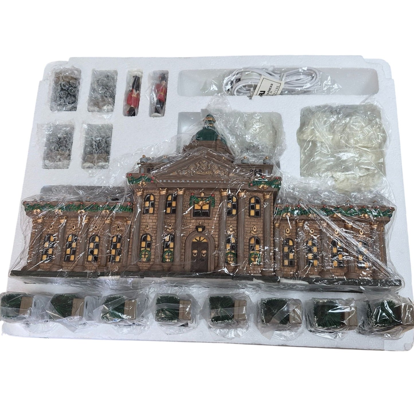 Dept 56 Ramsford Palace Heritage Village 1996 • Limited Edition • 17-Piece Set • Mint in Box