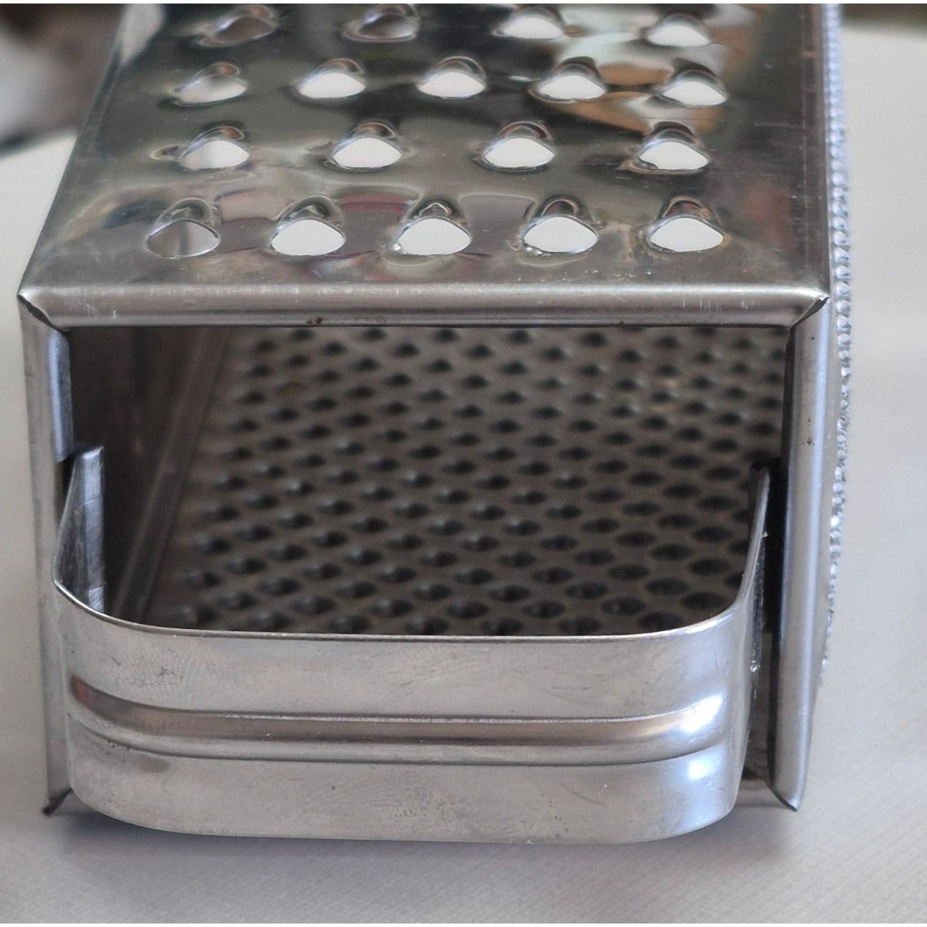 Vintage Stainless Steel 4-Sided Box Grater w Handle Cheese & Vegetables