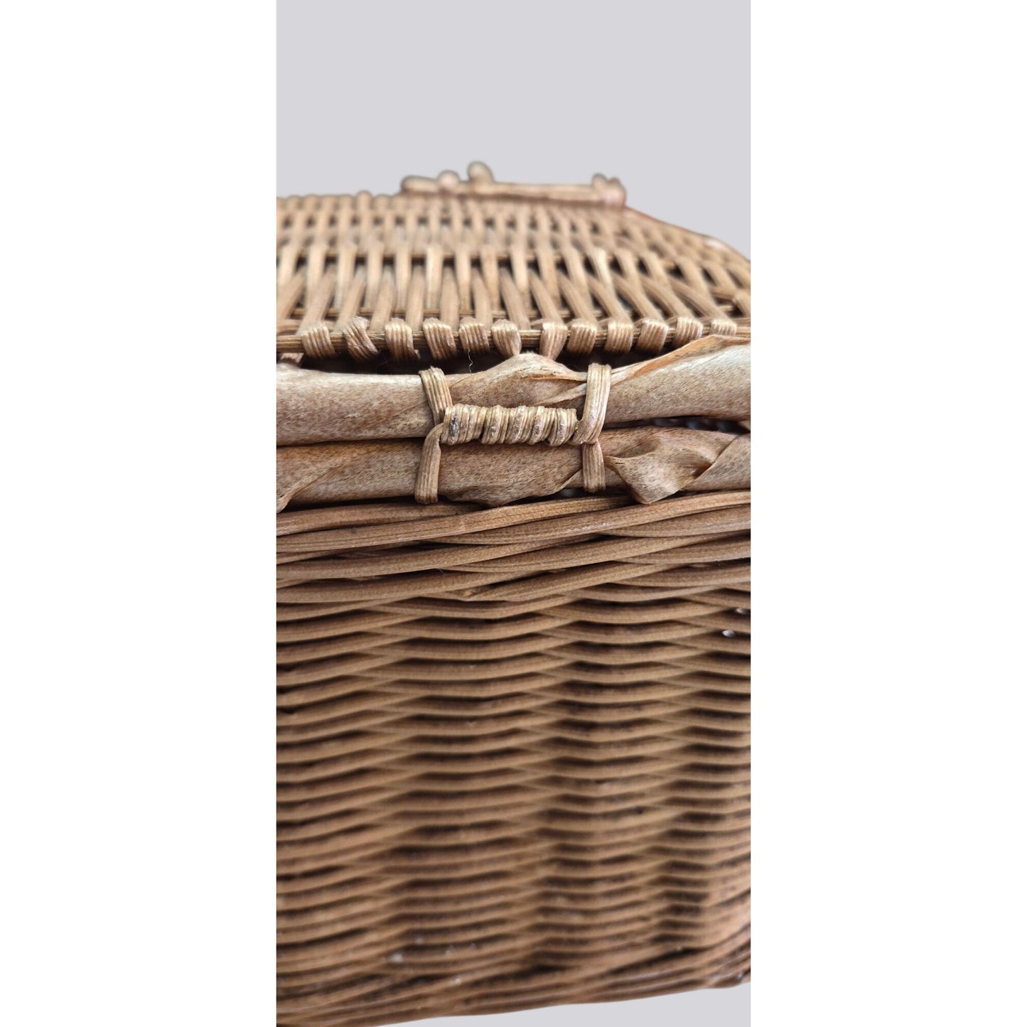 Vintage Brown Wicker Picnic Basket Hamper With Handle & Side Latches