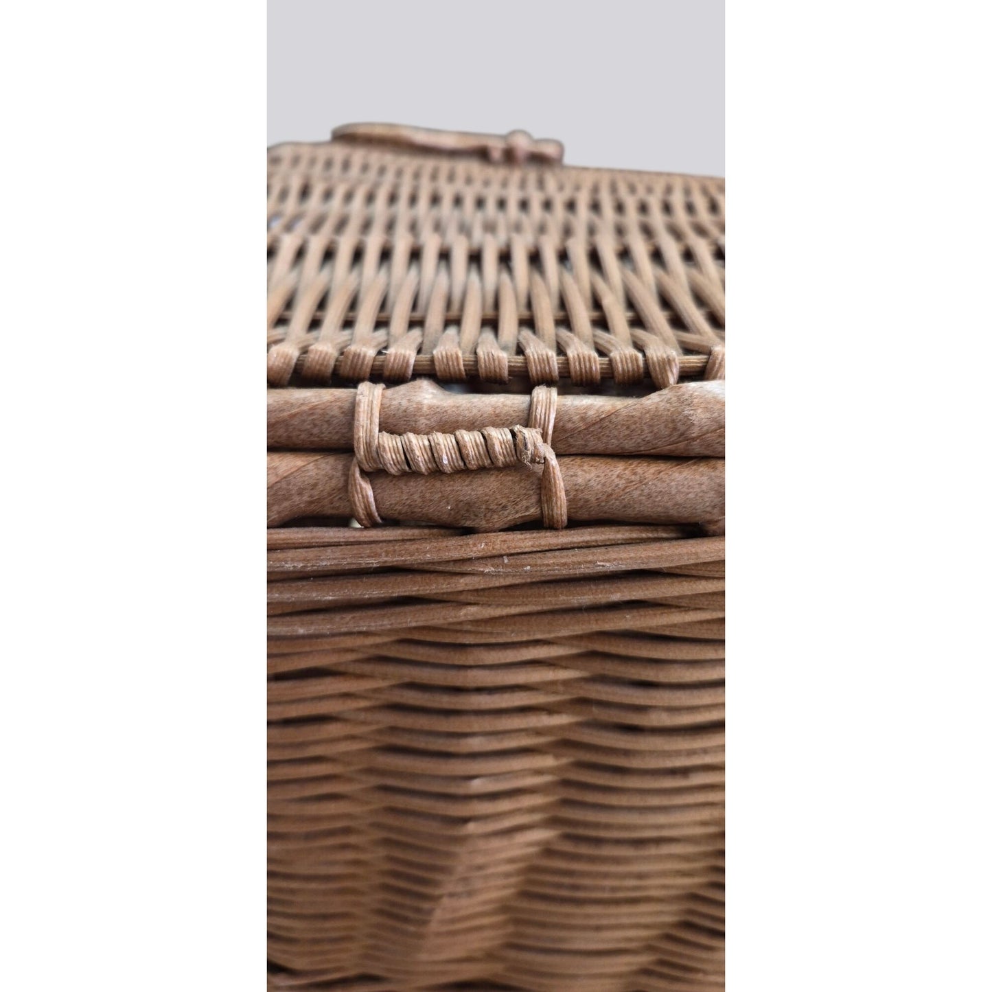 Vintage Brown Wicker Picnic Basket Hamper With Handle & Side Latches