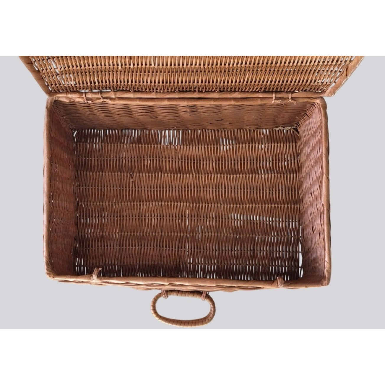 Vintage Brown Wicker Picnic Basket Hamper With Handle & Side Latches