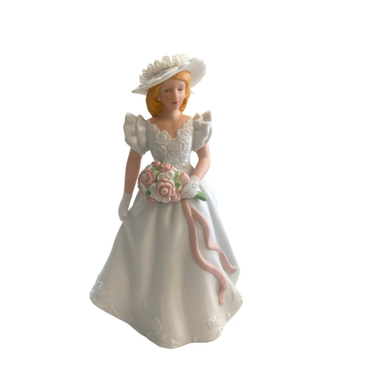 Avon Summer Bride 1986 Handpainted Fine Porcelain Figurine With Floral Hat & Bouquet