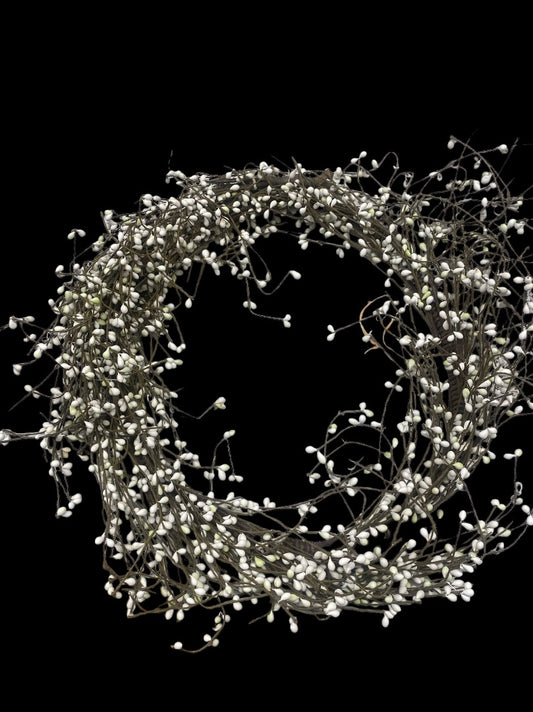 12 Inch Pip Berry Wreath White