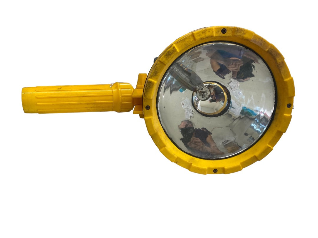 Sunspot Tripod Spotlight Plug into Auto