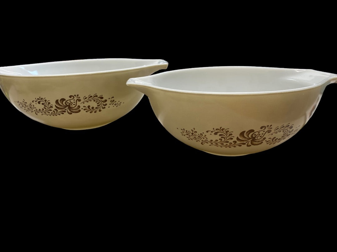 Vintage 1976 Pyrex Homestead Cinderella Tan and Brown Mixing Bowls #443 &#444