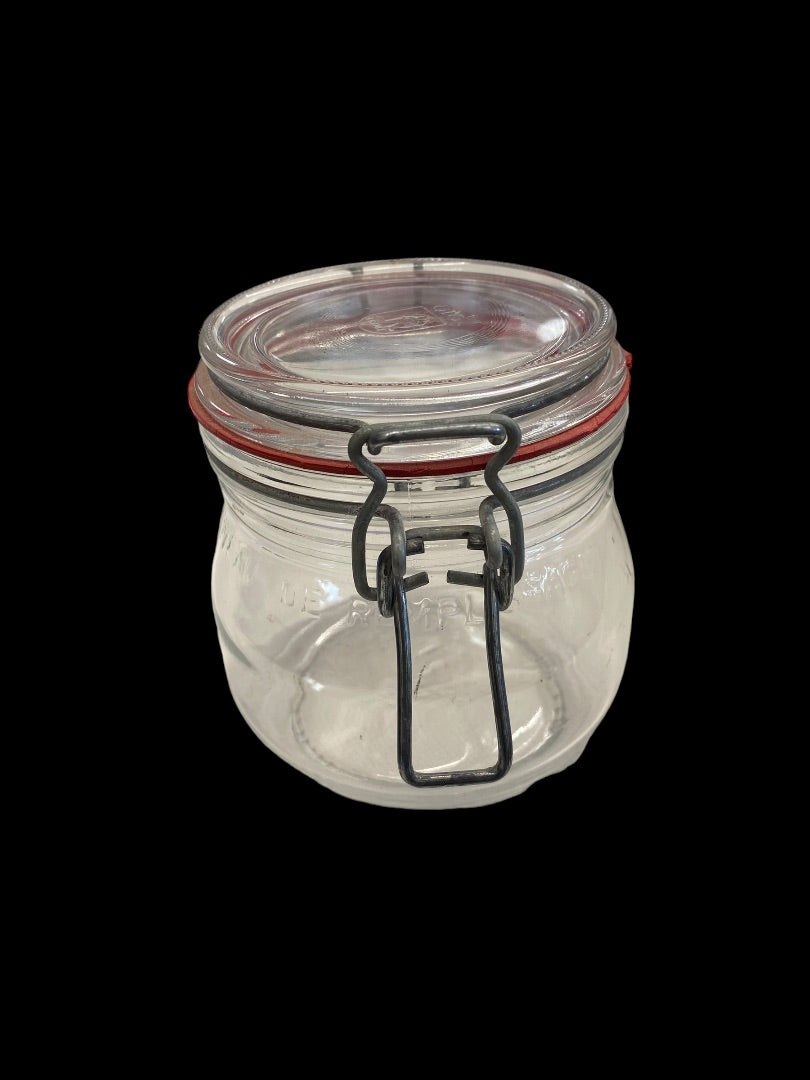 VINTAGE Niveau-De-Remplissage 1/2 Liter Glass Jar with Rubber Seal