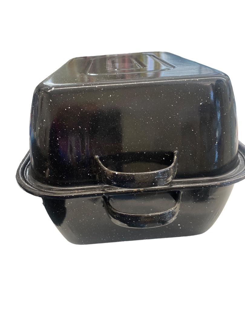 Vintage 16 in Rectangle Roaster Black Specked Enamel with Lid