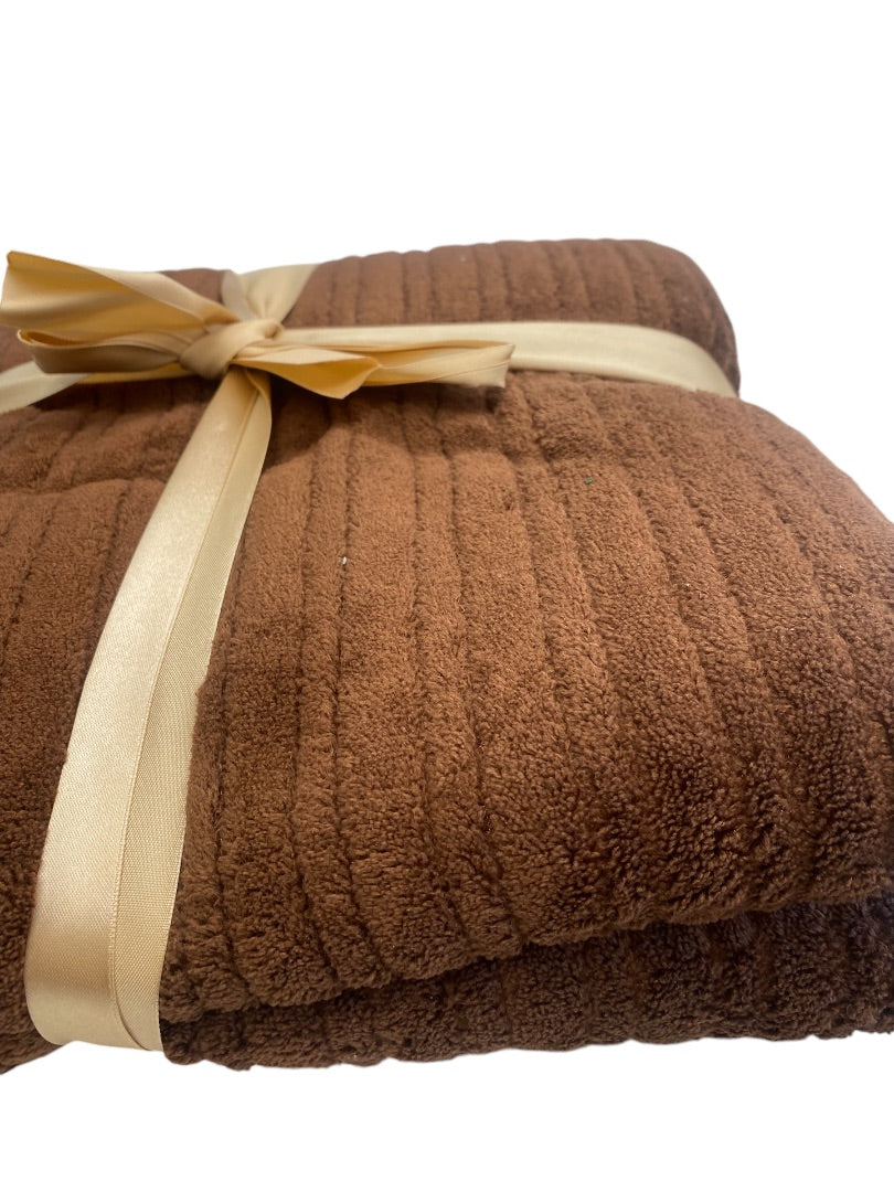 Brown Ribbed Throw Blanket