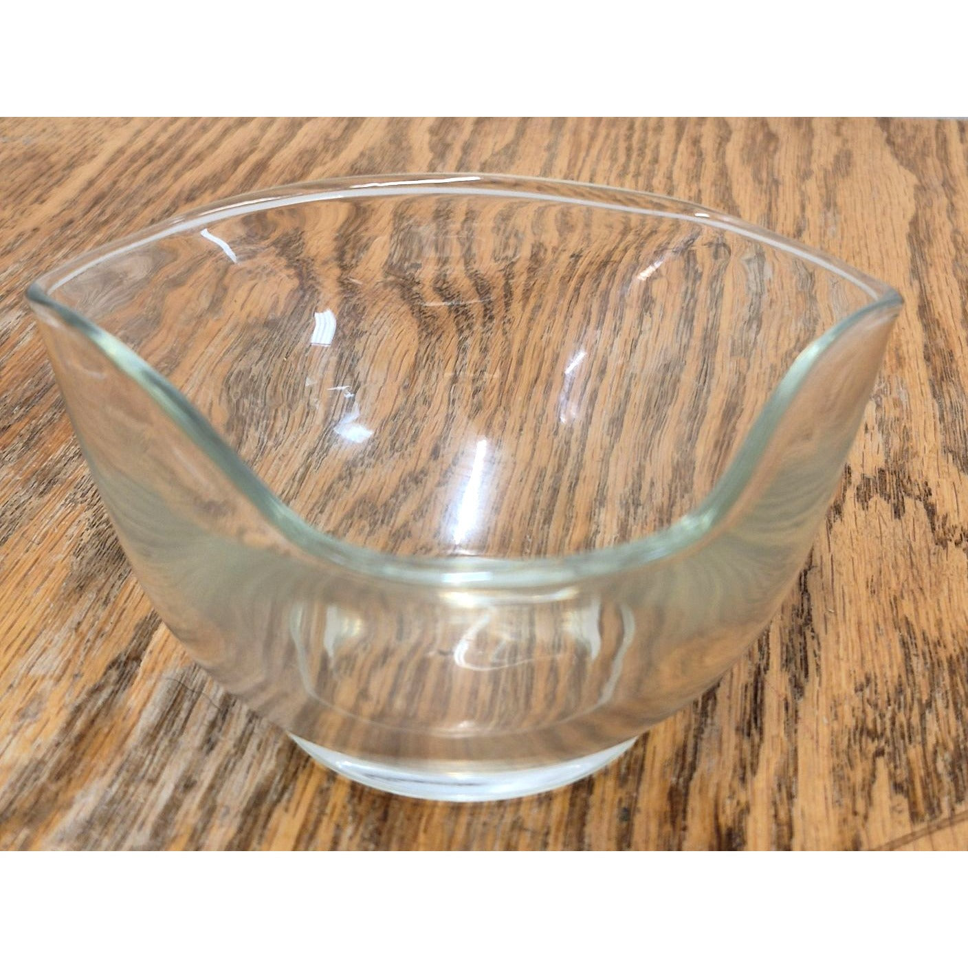 Vintage Wavy Triangle Bowl