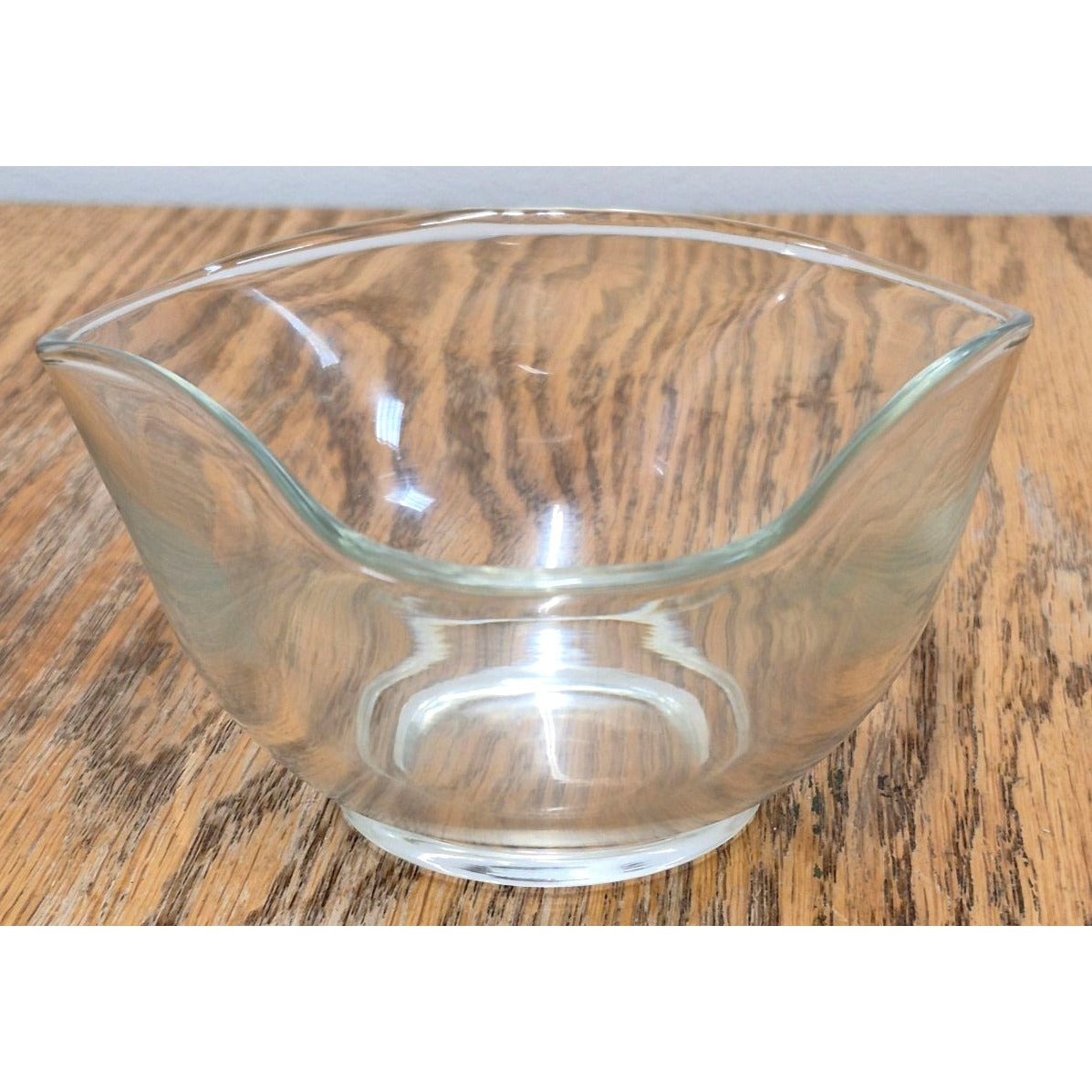 Vintage Wavy Triangle Bowl
