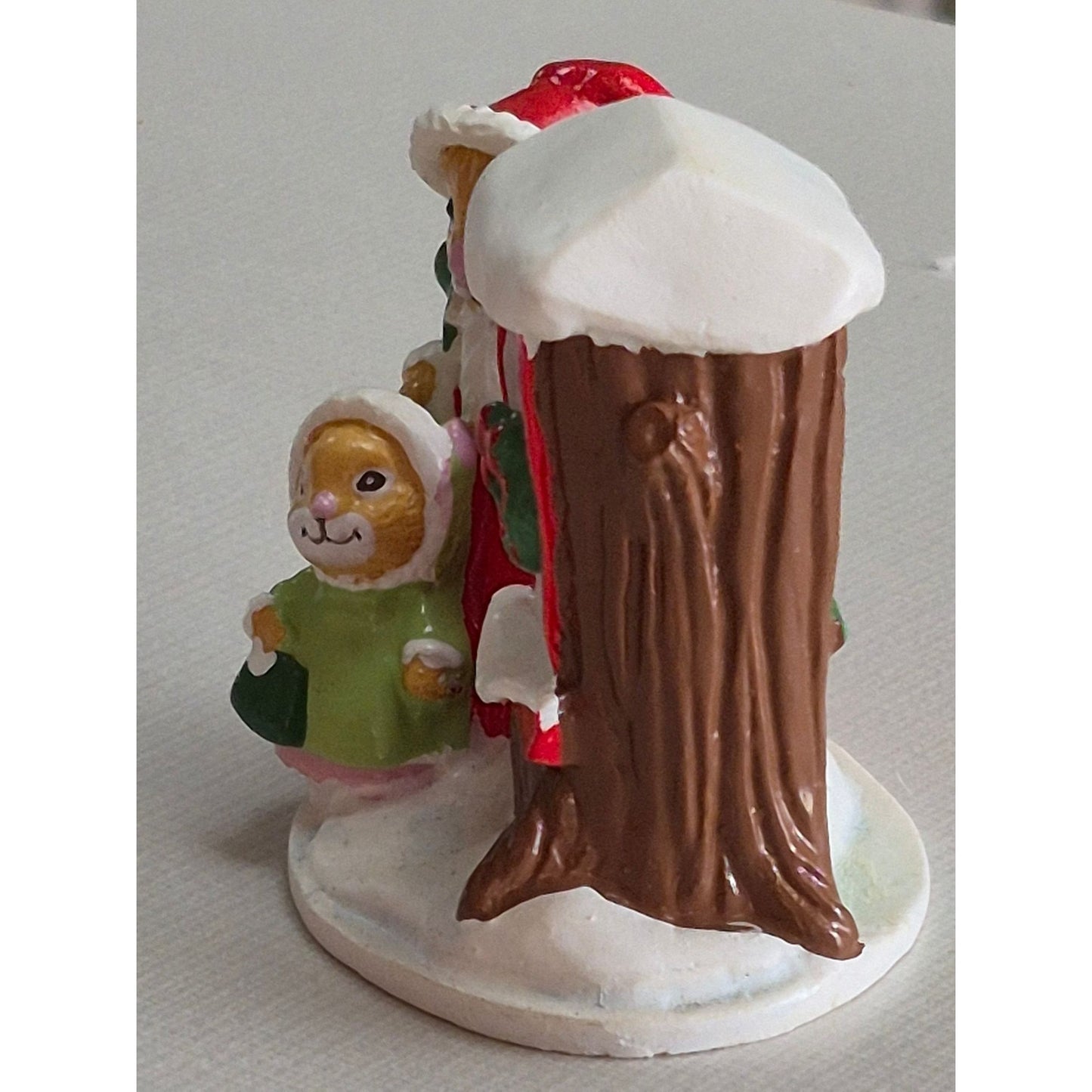 Avon Forest Friends Shopping For Treats Mini Figurine Christmas Decor
