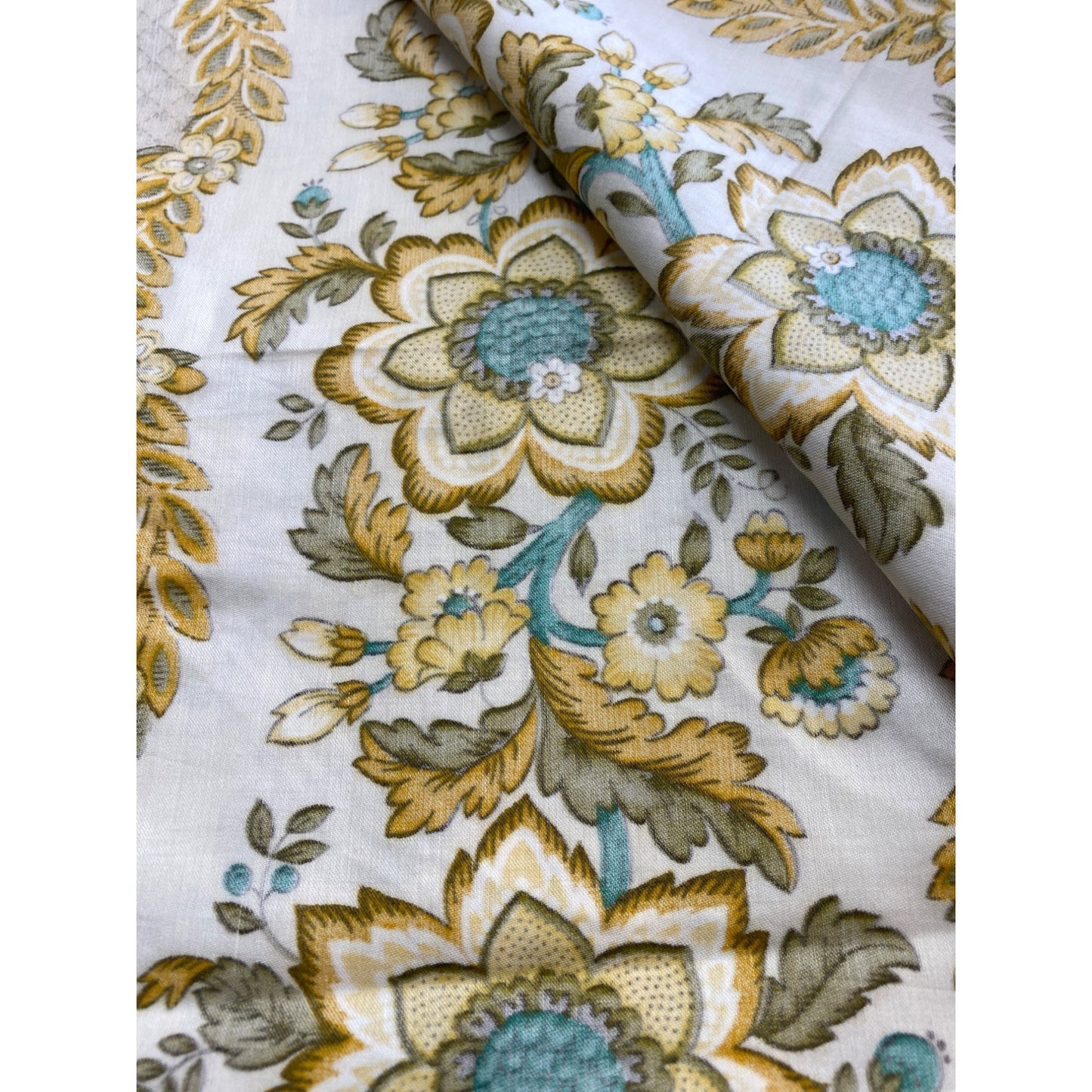 Vintage Waverly Cotton 44" Wide X 156" - 4.33 yds