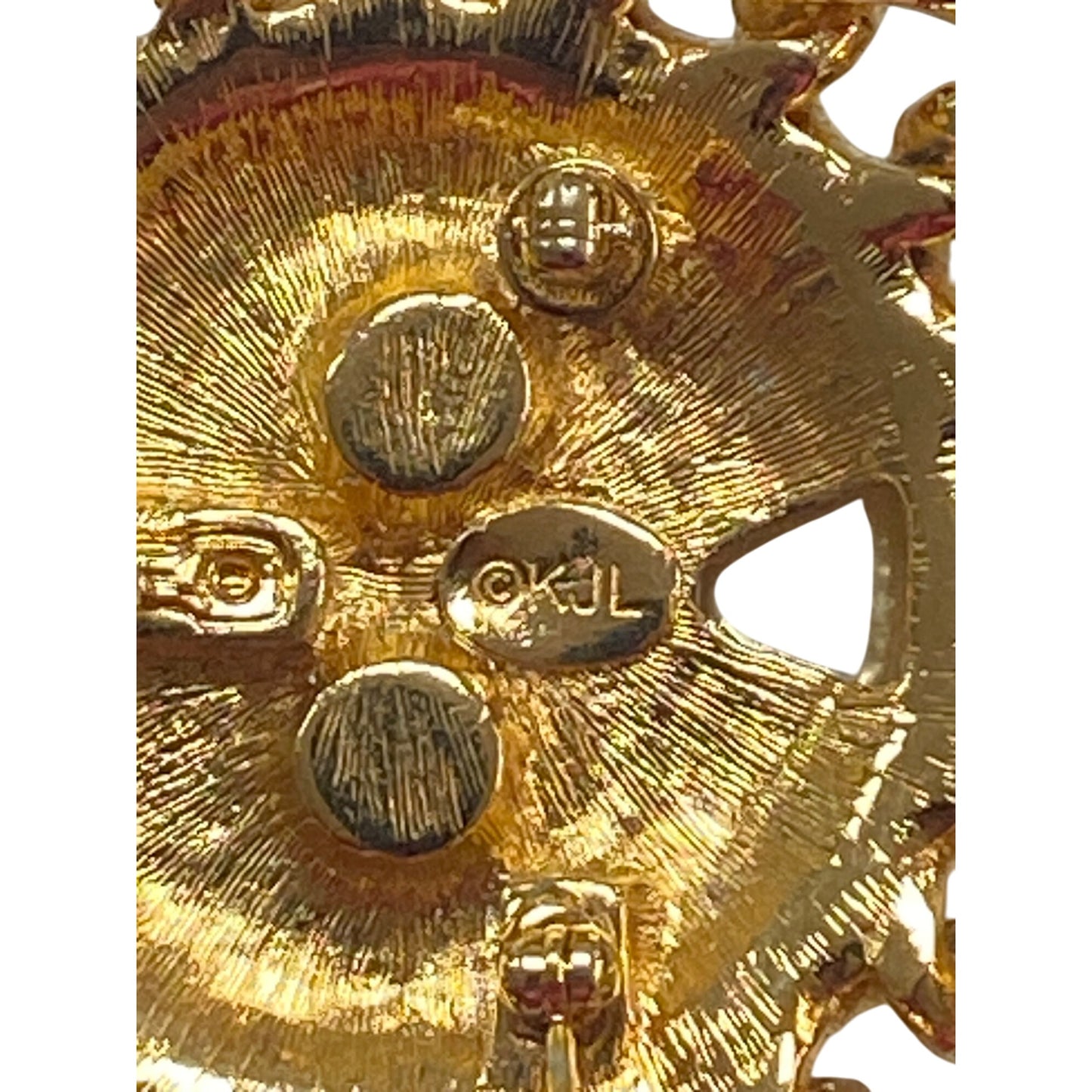 Vintage KJL Kenneth Jay Lane Pearl & Gold Chain Link Brooch