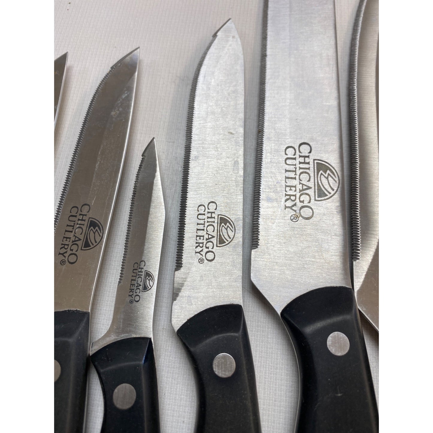 Chicago Cutlery 8-Piece Knife Set With Wood Block