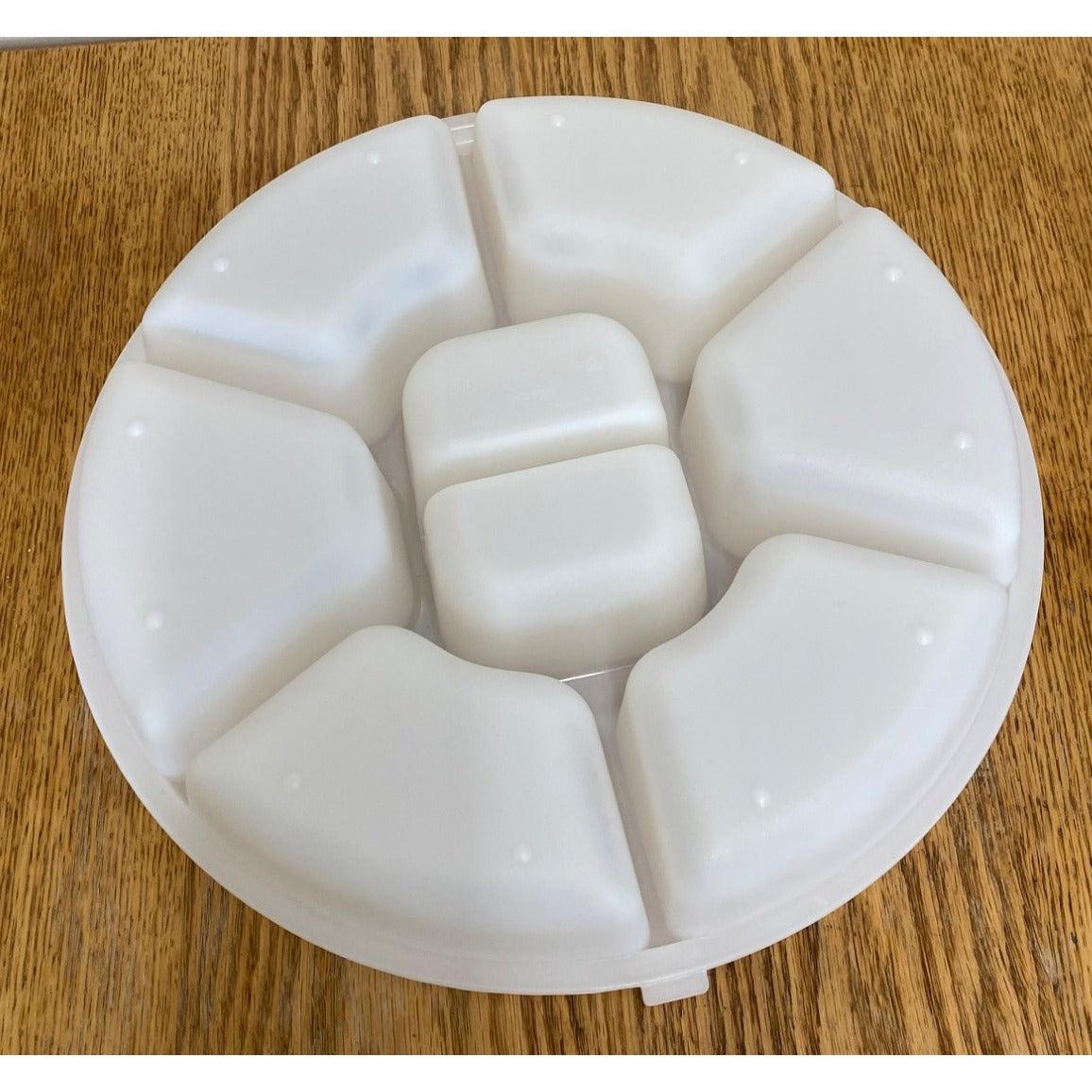 Round Plastic Divided Party Serving Platter