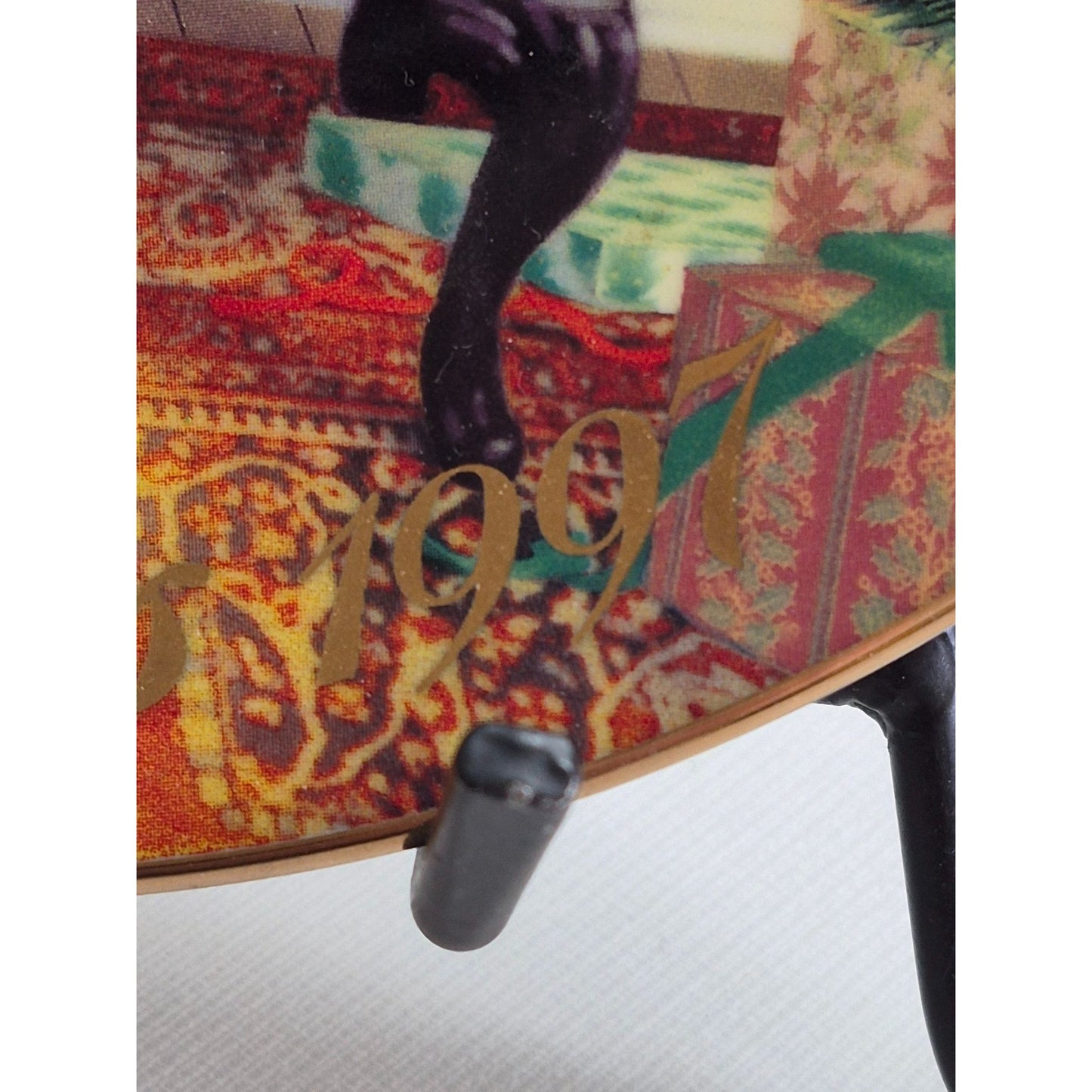 1997 Avon Heavenly Dreams Christmas Plate By Michael Garland Porcelain Trimmed In 22K Gold Decorative Collectible