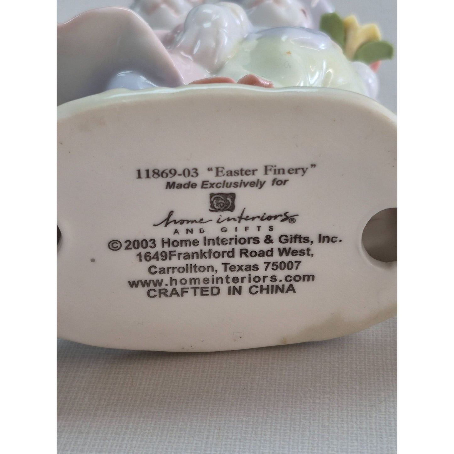 "Home Interiors & Gifts" Easter Finery Bunny Couple Figurine Pastel Ceramic Collectible 2003 Crafted In China