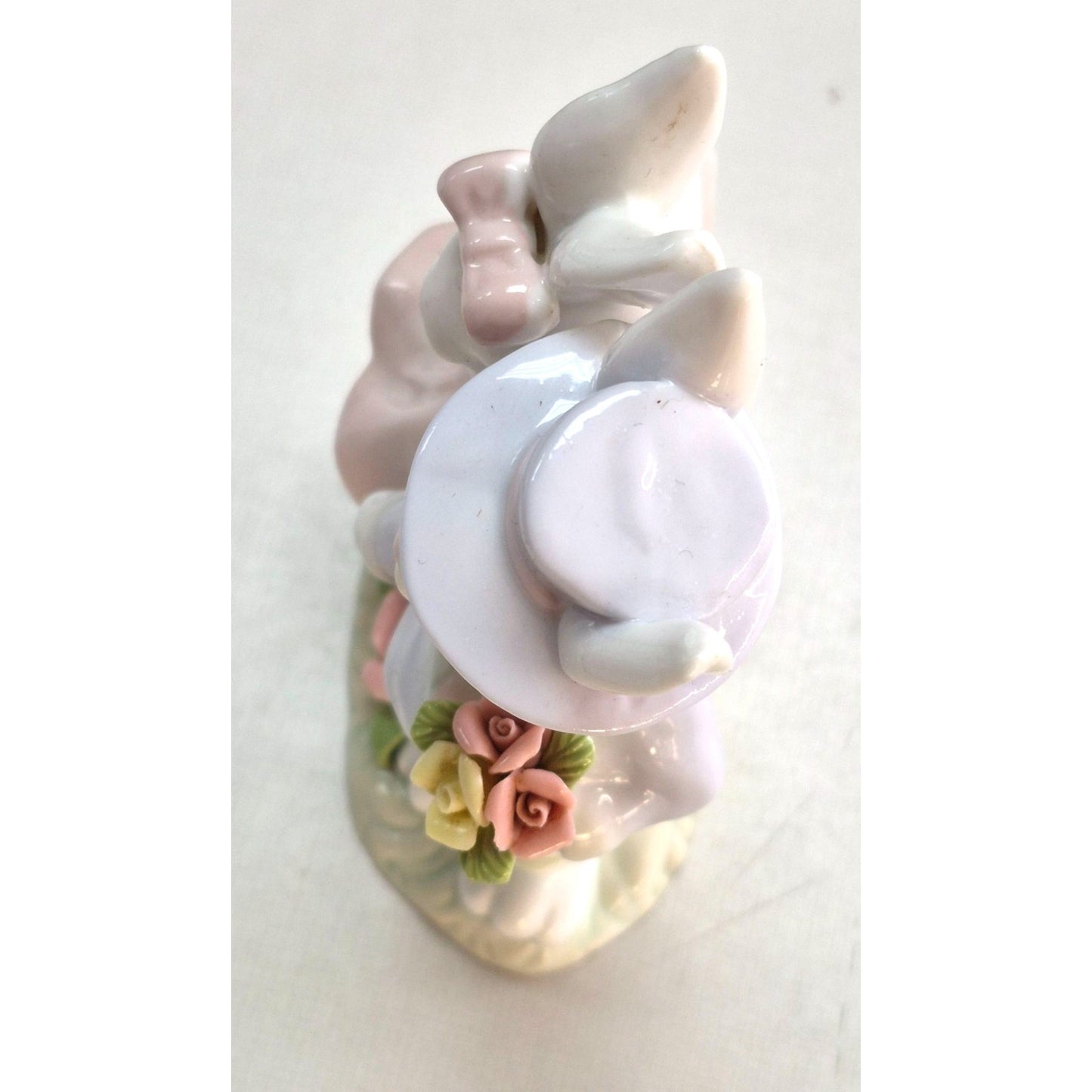 "Home Interiors & Gifts" Easter Finery Bunny Couple Figurine Pastel Ceramic Collectible 2003 Crafted In China