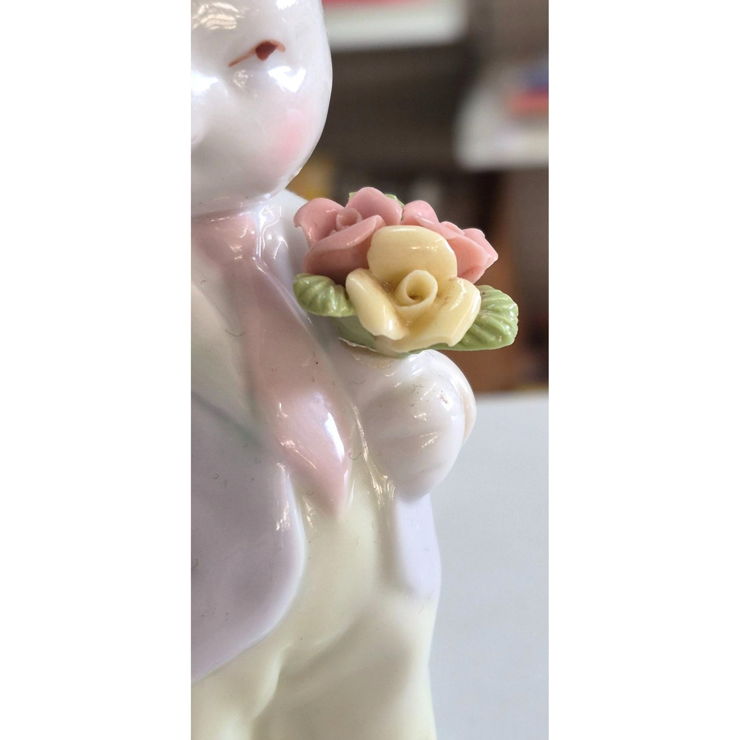"Home Interiors & Gifts" Easter Finery Bunny Couple Figurine Pastel Ceramic Collectible 2003 Crafted In China