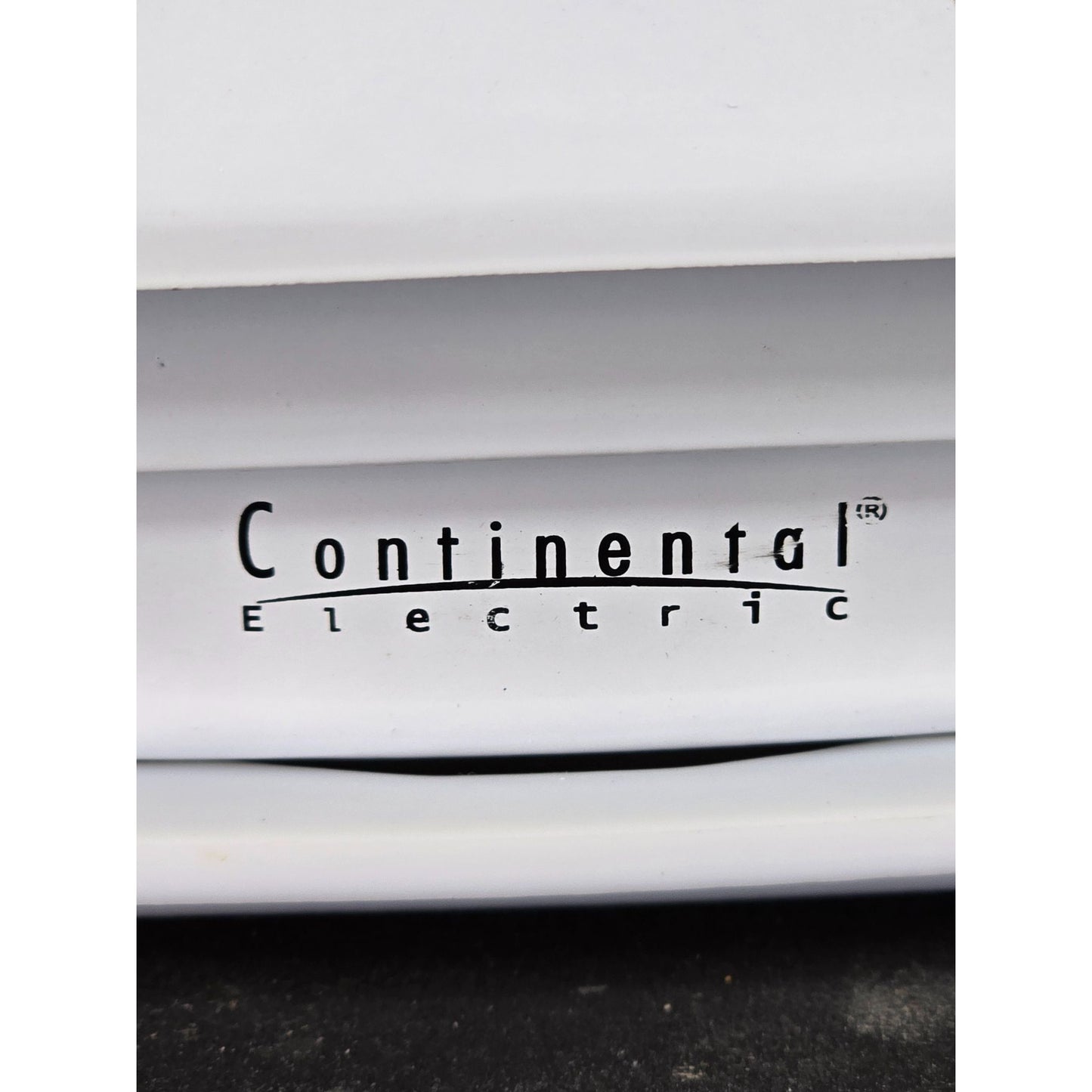 Continental Electric White Sandwich Press & Grill With Nonstick Plates