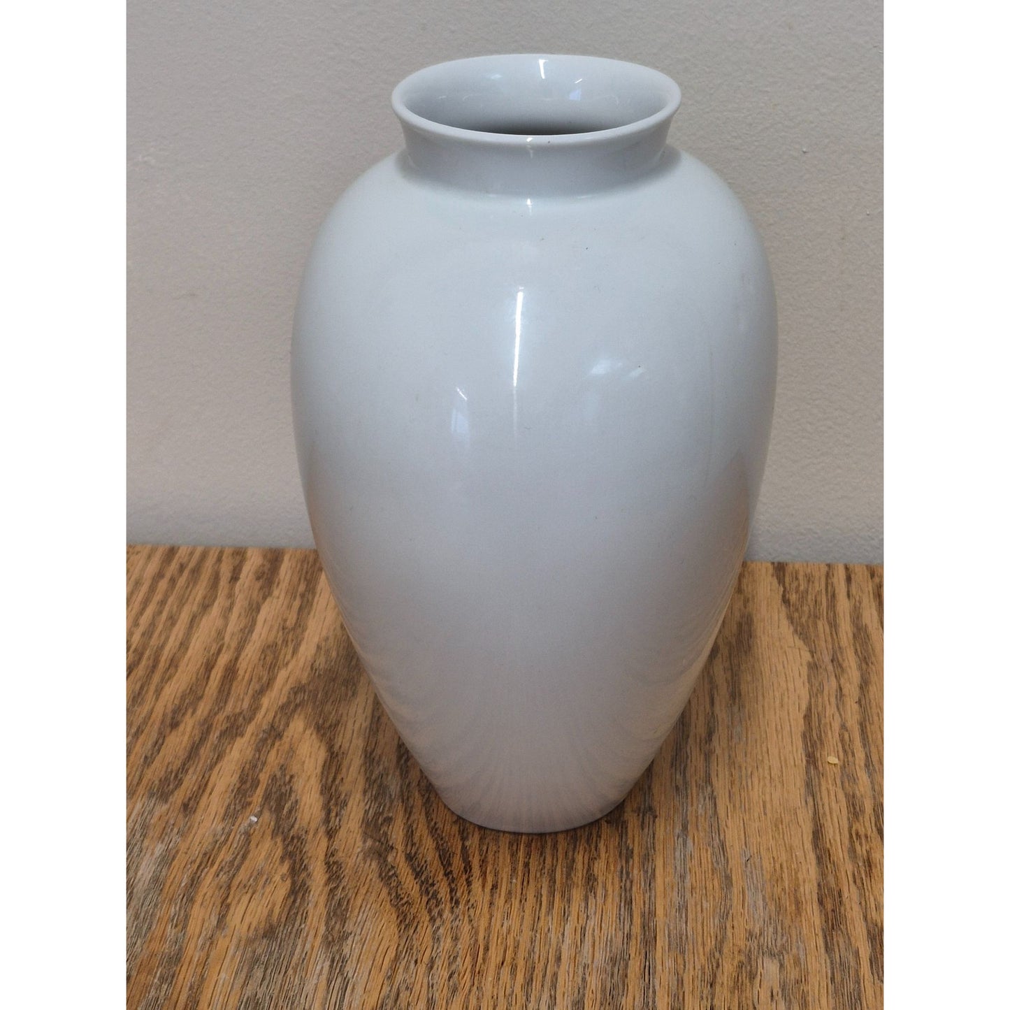 Heinrich Germany White Porcelain Vase