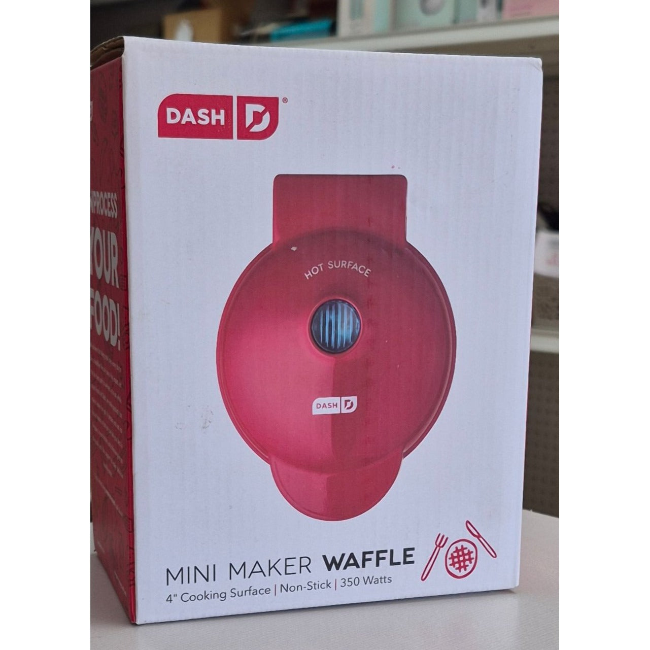 Dash Mini Maker Waffle Iron 4"