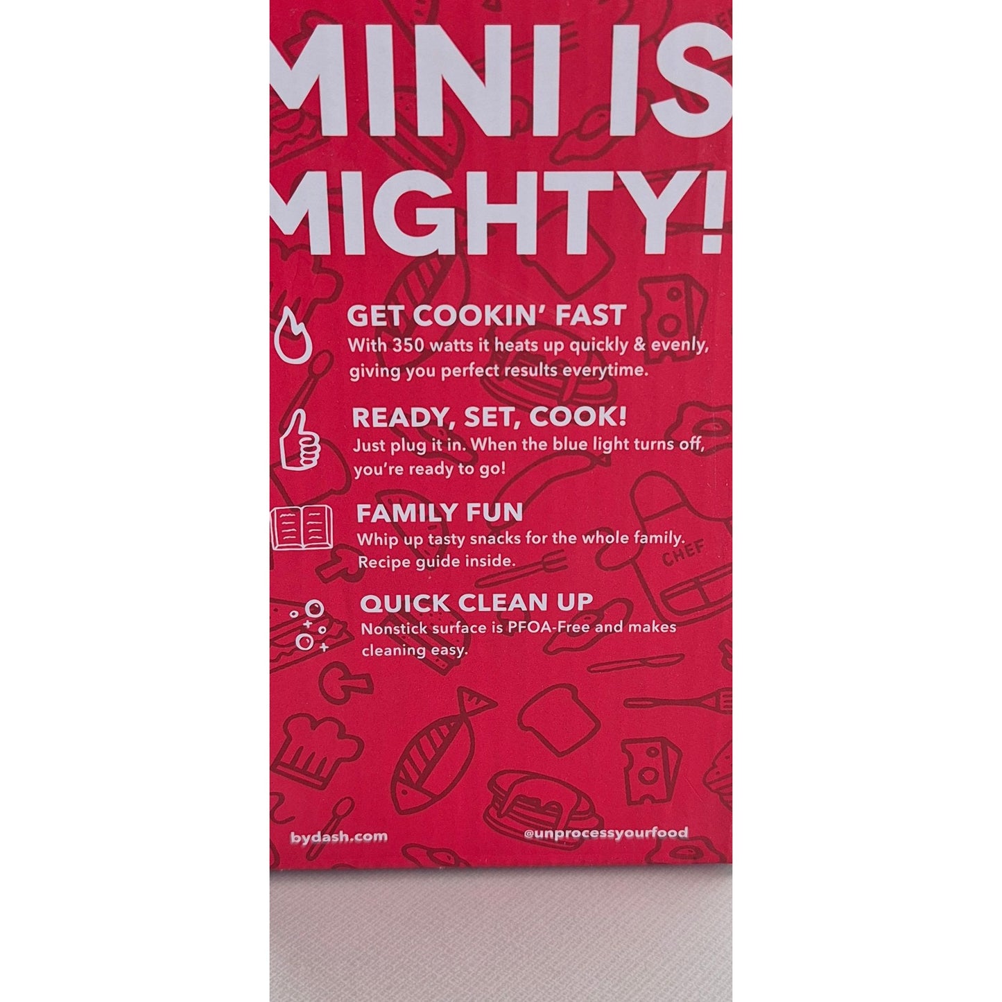 Dash Mini Maker Waffle Iron 4"