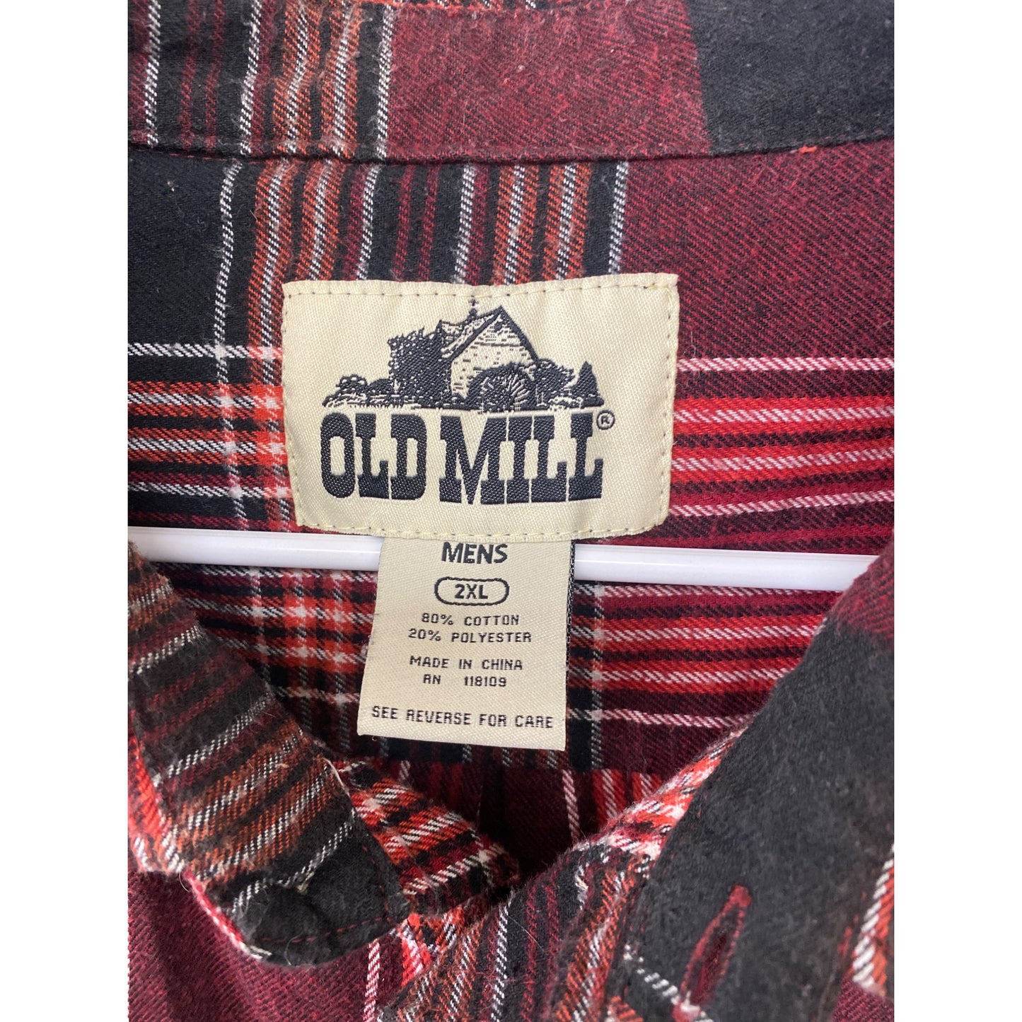 Old Mill Mens 2XL Plaid Flannel Shirt Red & Black Cotton/Polyester Blend