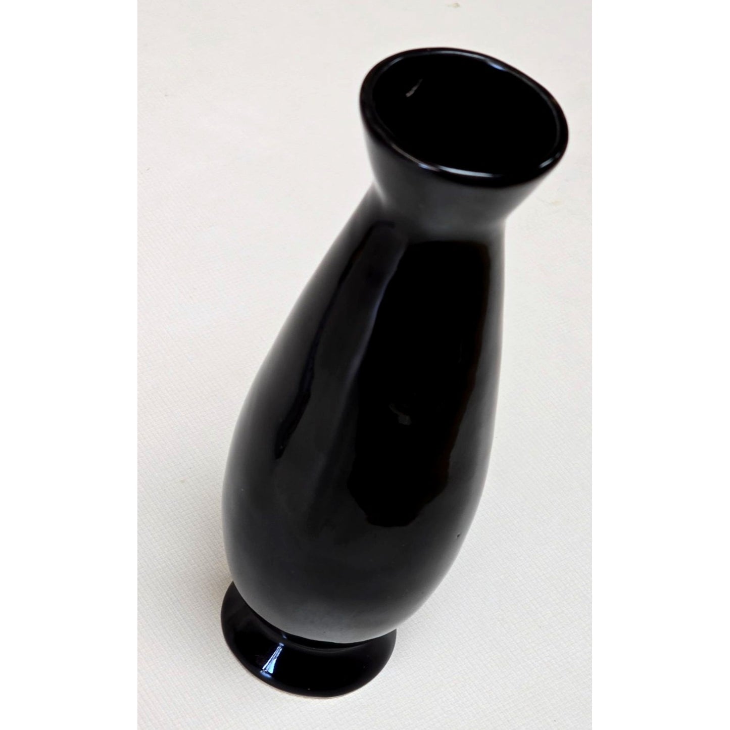 Black Ceramic Vase With Hand-Painted Purple Flower Design - Elegant Home Decor Accent Piece
