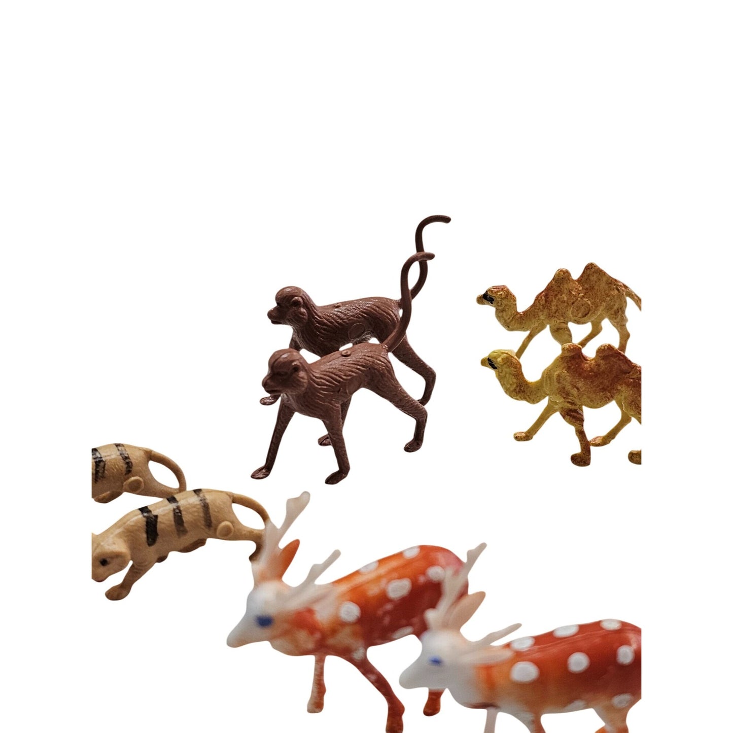 Noahs Ark Miniature Animal & Figures Set