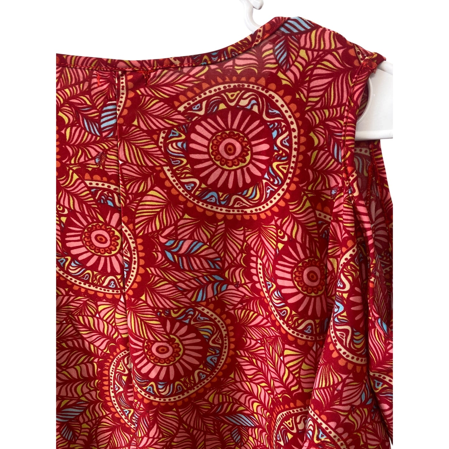 Red Cold Shoulder Dress With Leaf & Circle Print By Mountain Mamas Size L