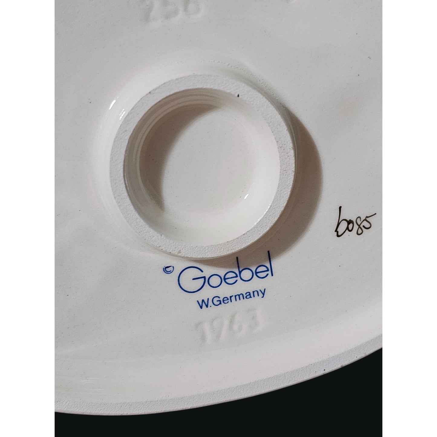 Hummel Goebel Figurine "Knitting Lesson" Two Girls 7.25" Porcelain Collectible